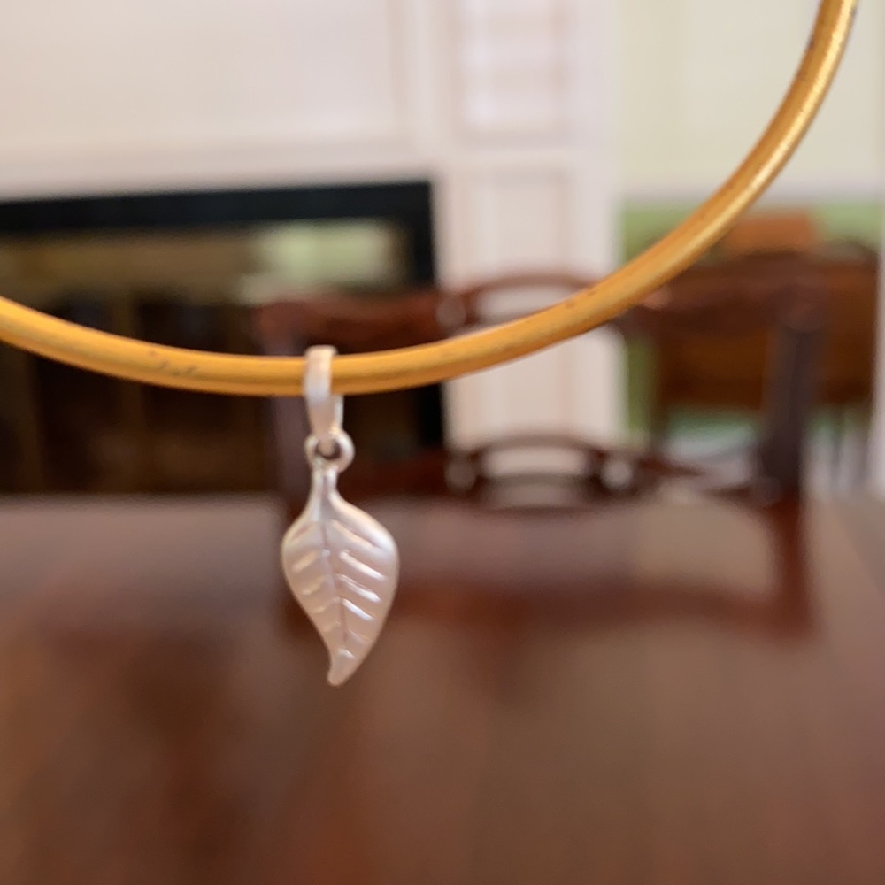 Stella&Dot Silver Vintage Leaf Charm for Necklace or Bracelet Retired Sample